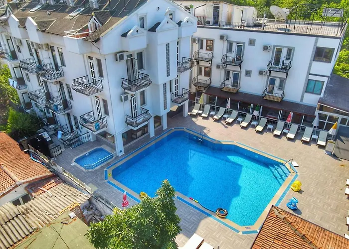 Otel Yücel 3*