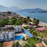 Hotel Yuecel 3*