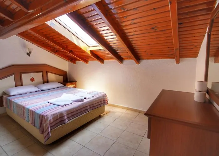 Hotell Yuecel Fethiye